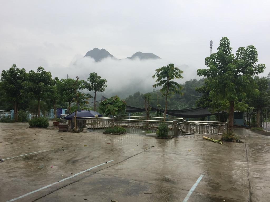 Son Thuy Homestay Хазянг Экстерьер фото